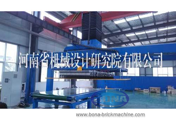 Setting machine used for firing brick