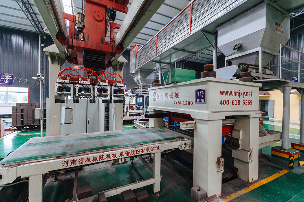 JYM-1280 automatic hydraulic brick making machine